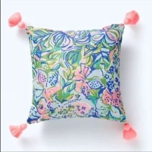 Lilly Pulitzer GWP throw pillow!